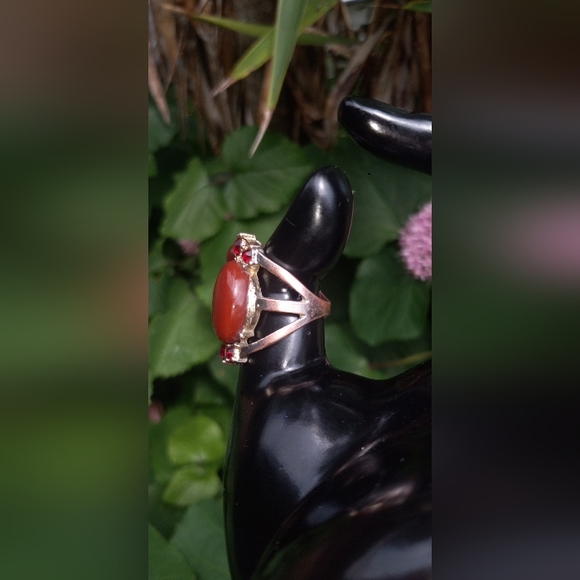 Vintage RUBY & Carnelian Agate Ring - Picture 5 of 16
